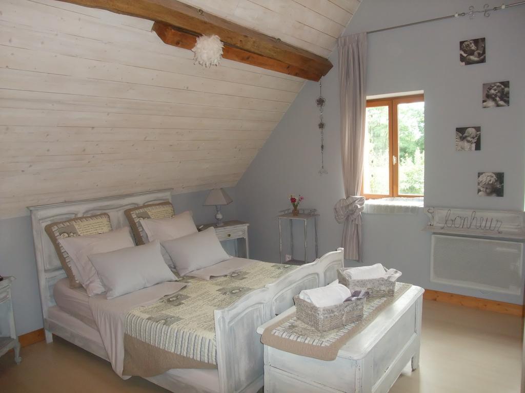 La Maison Du L.A.C. Simard Chambre photo
